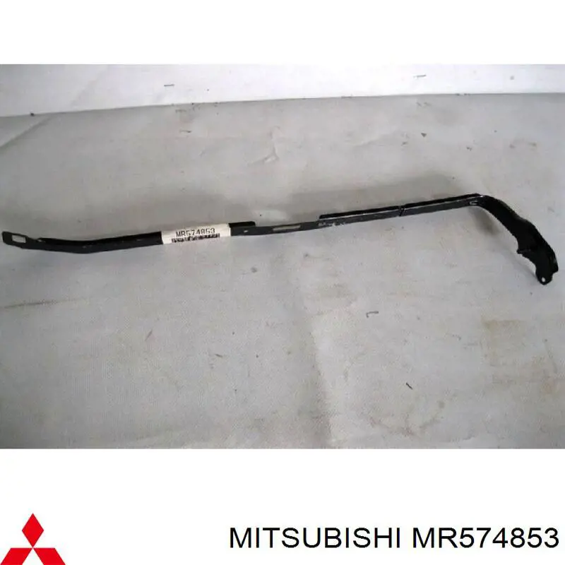 MR574853 Mitsubishi кронштейн бампера заднього, лівий