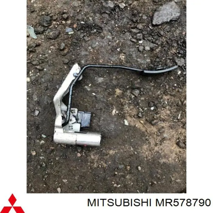 Датчик положення педалі акселератора (газу) Mitsubishi MR578790 ціна, від 49.23 USD