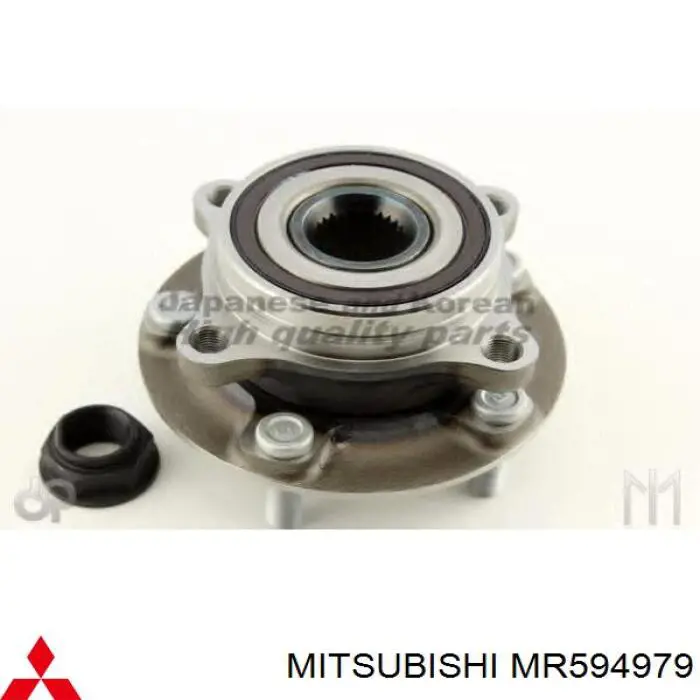MR594979 Mitsubishi Маточина (передня)