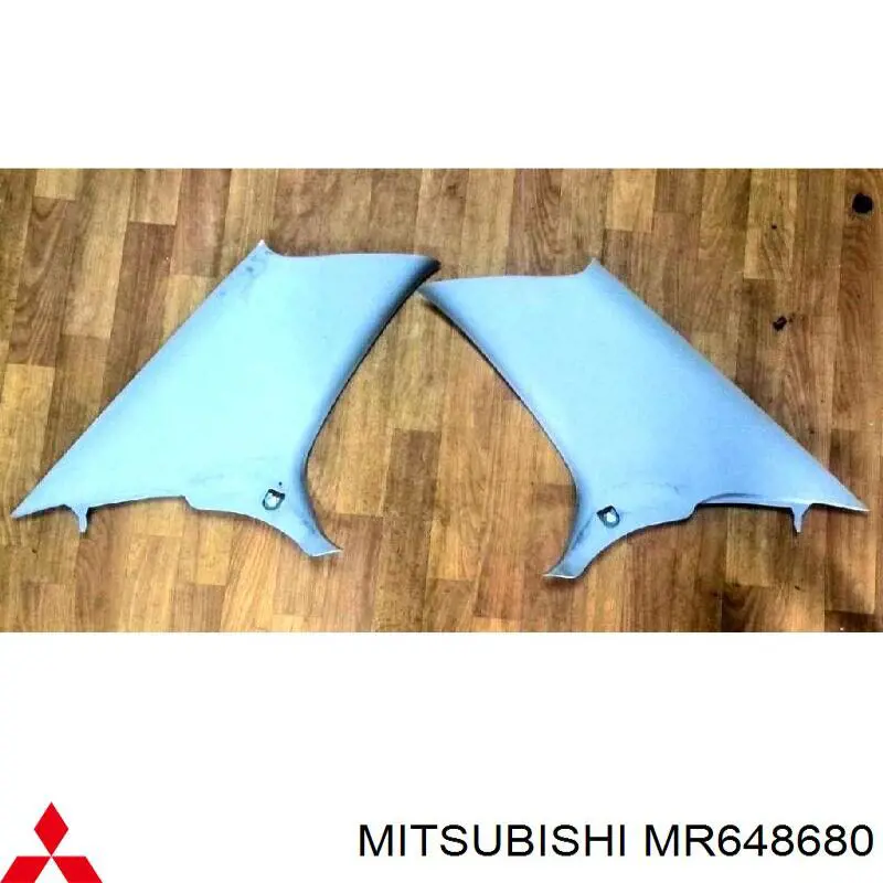 MR648680 Mitsubishi Обшивка стійки кузова внутрішня, задня права