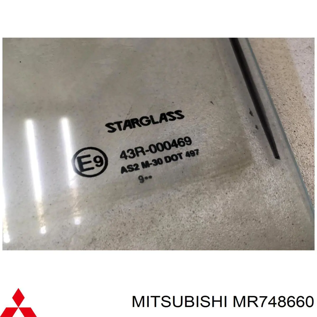 Скло передніх дверей, лівих Mitsubishi MR748660 ціна, від 28.22 USD