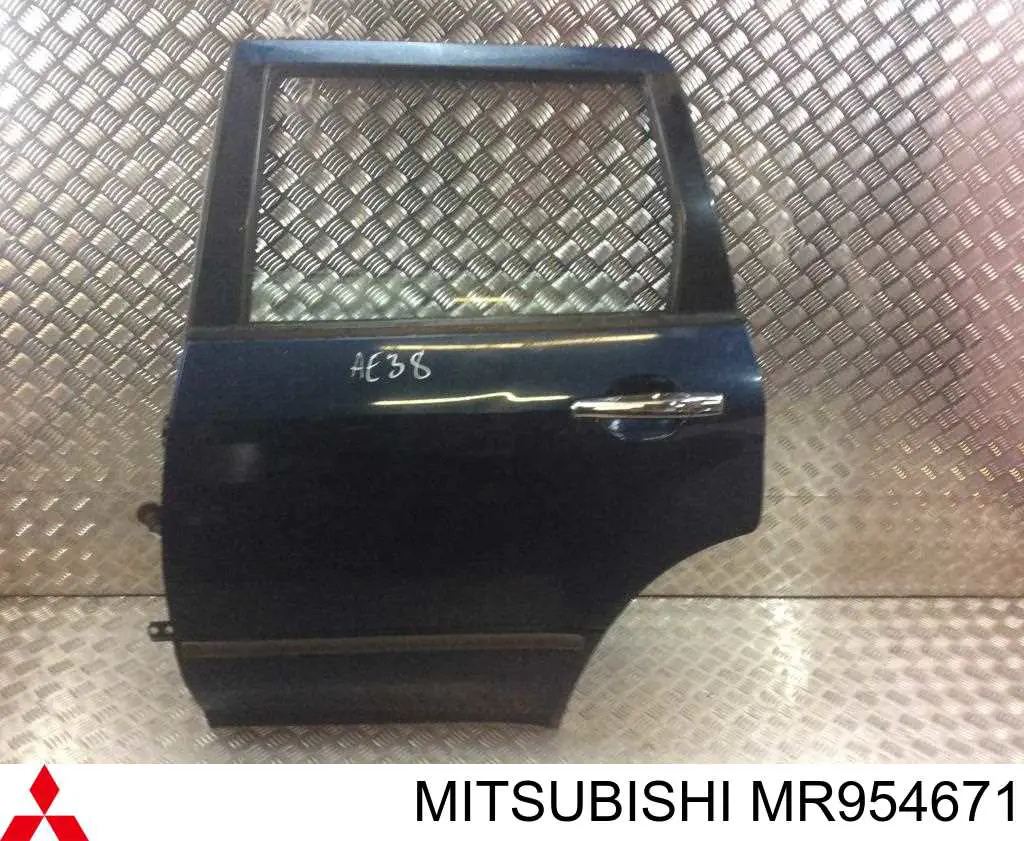 Двері задні Mitsubishi Outlander I позашляховик (CU) (2003 - 2008) ціна, від 62.08 USD