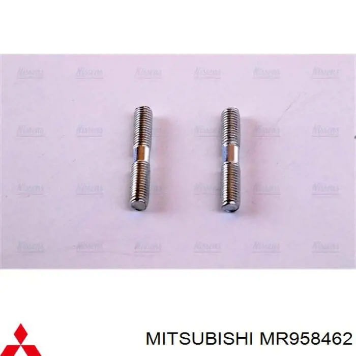 Радіатор кондиціонера AC830122 Maxgear