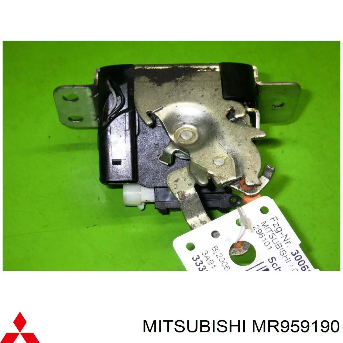 Замок дверей багажника Mitsubishi MR959190 ціна, від 21.16 USD