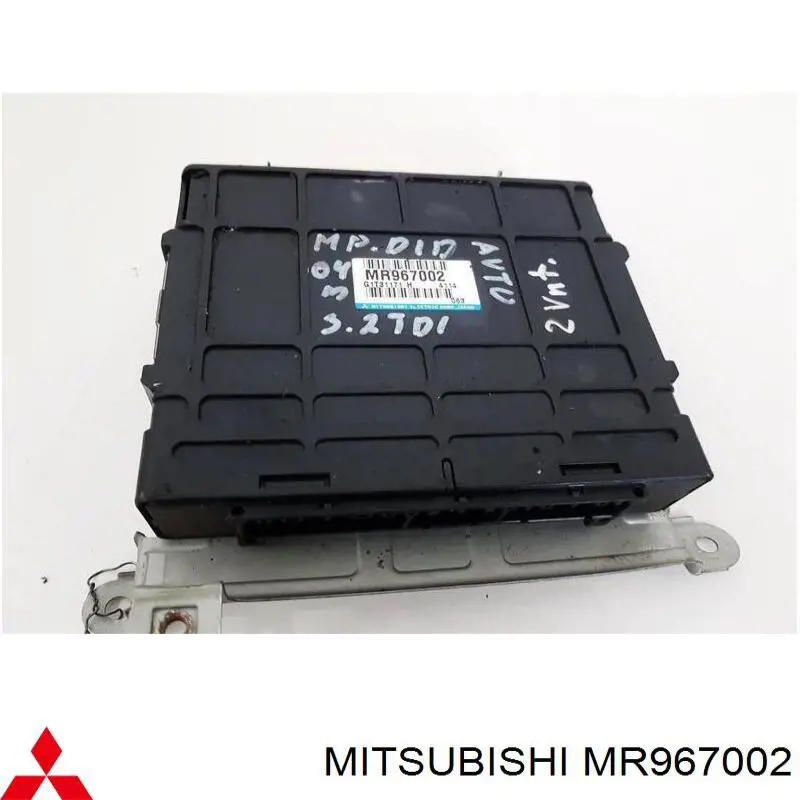  Mitsubishi MR967002 ціна, від 19.06 USD