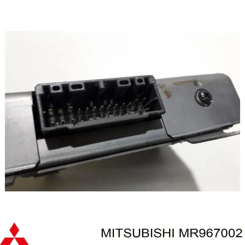 MR967002 Mitsubishi 