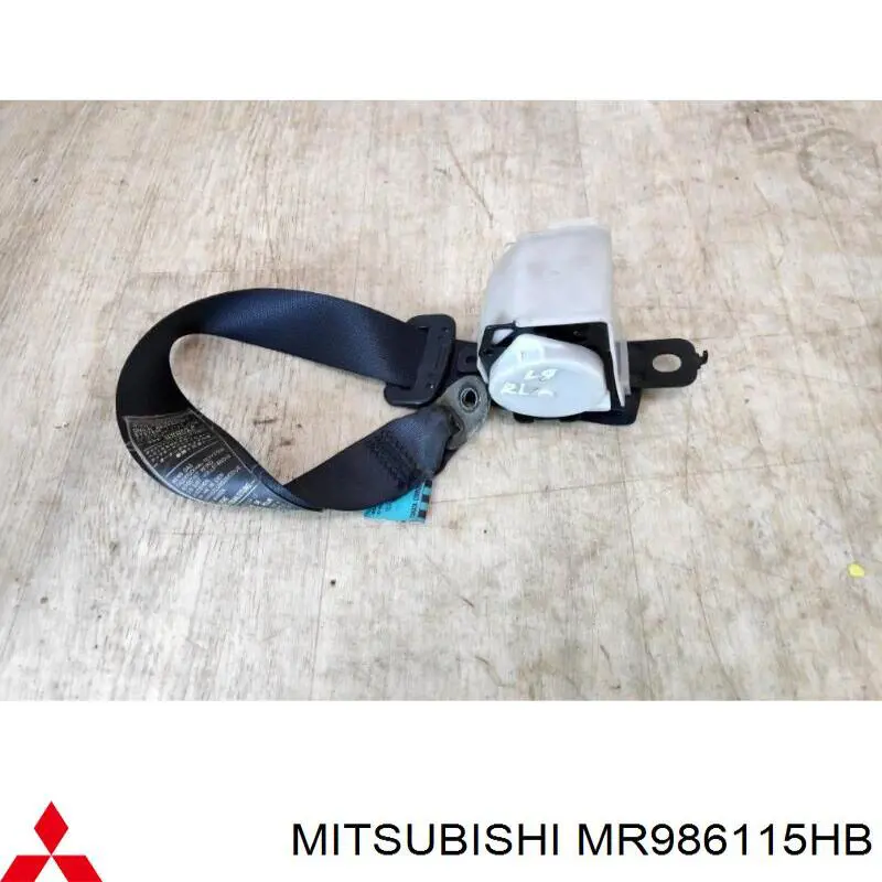 MR986115HB Mitsubishi Пасок безпеки задній