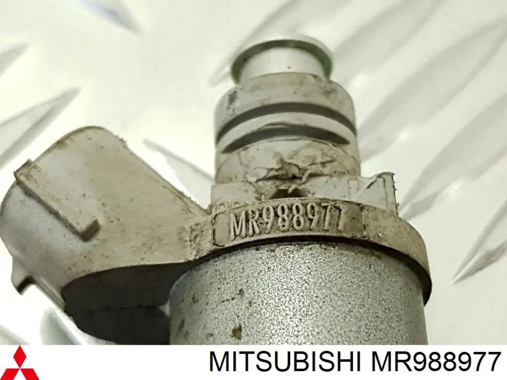 Купити STMR988977 SAT Форсунка дизельна в зборі, розпилювач + тримач