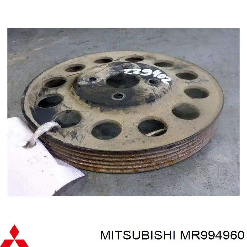 Шків водяної помпи MR994960 Mitsubishi