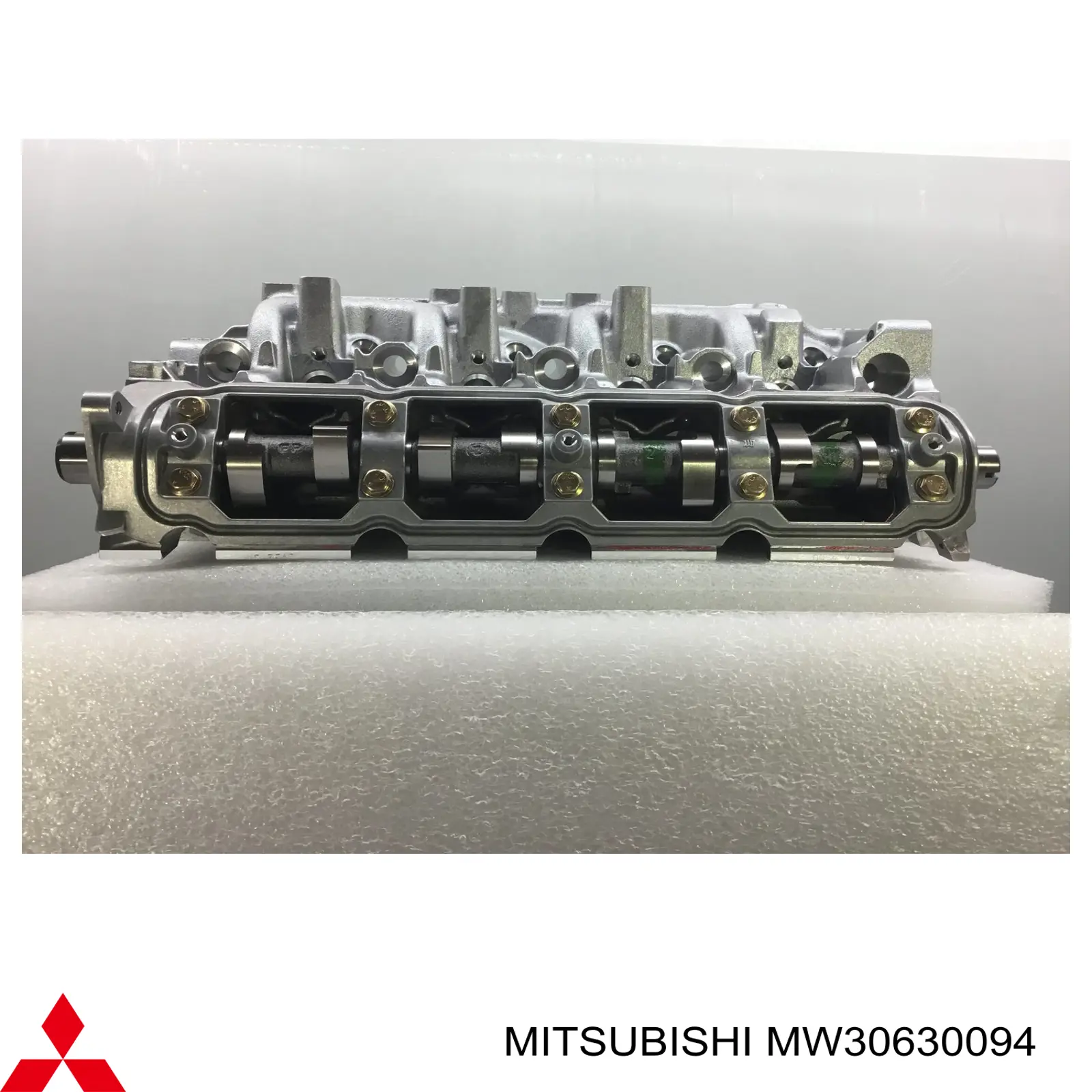 Головка блока циліндрів (ГБЦ) Mitsubishi Space Star (DG0) (Міцубісі Спейс стар)