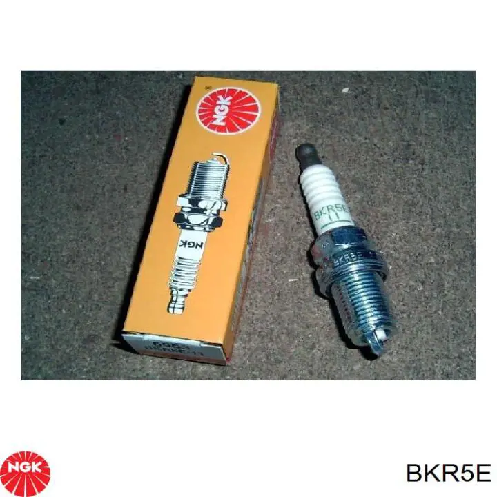 Купити BKR5E NGK Свічка запалювання