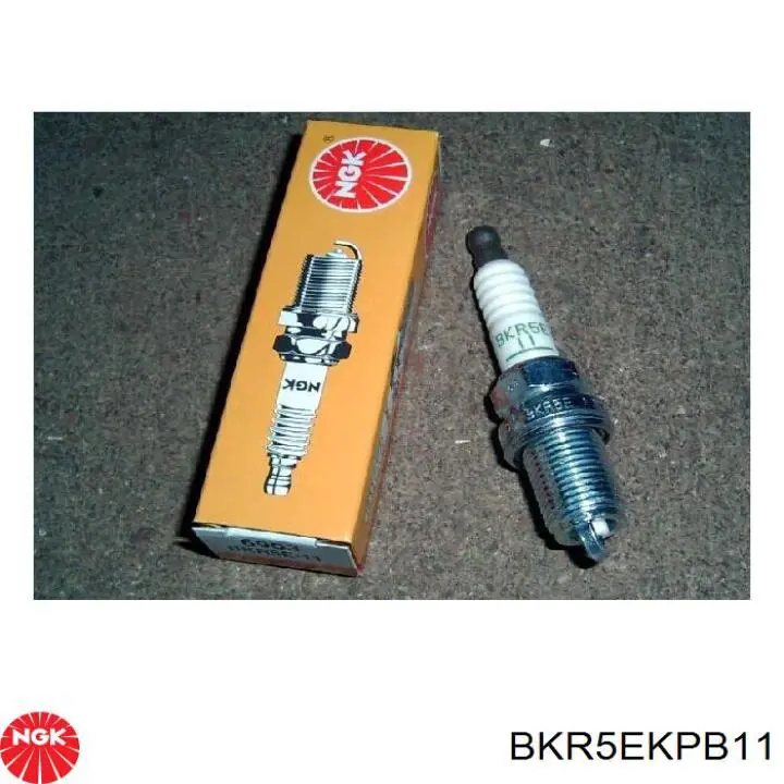 Свічки автомобільні NGK BKR5EKPB11 ціна, від 13.63 USD