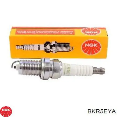 Свічки автомобільні NGK BKR5EYA ціна, від 4.66 USD