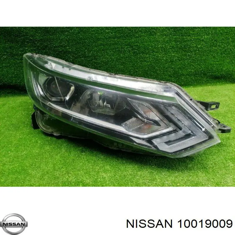 Фара ліва 10019009 Nissan