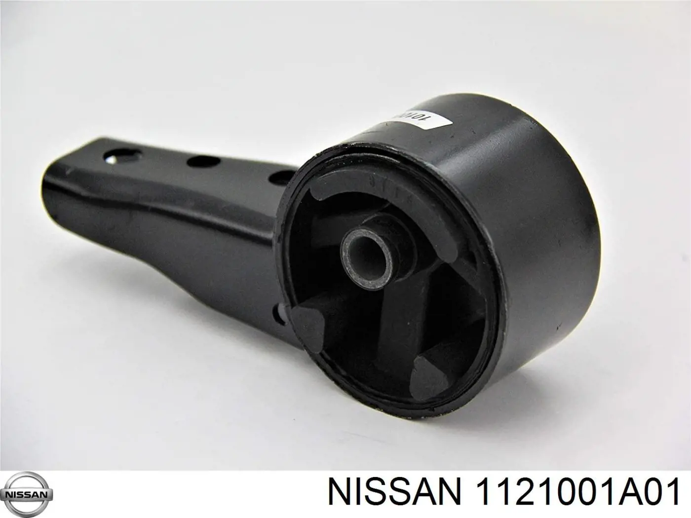 1121001A01 Nissan подушка (опора двигуна, права)