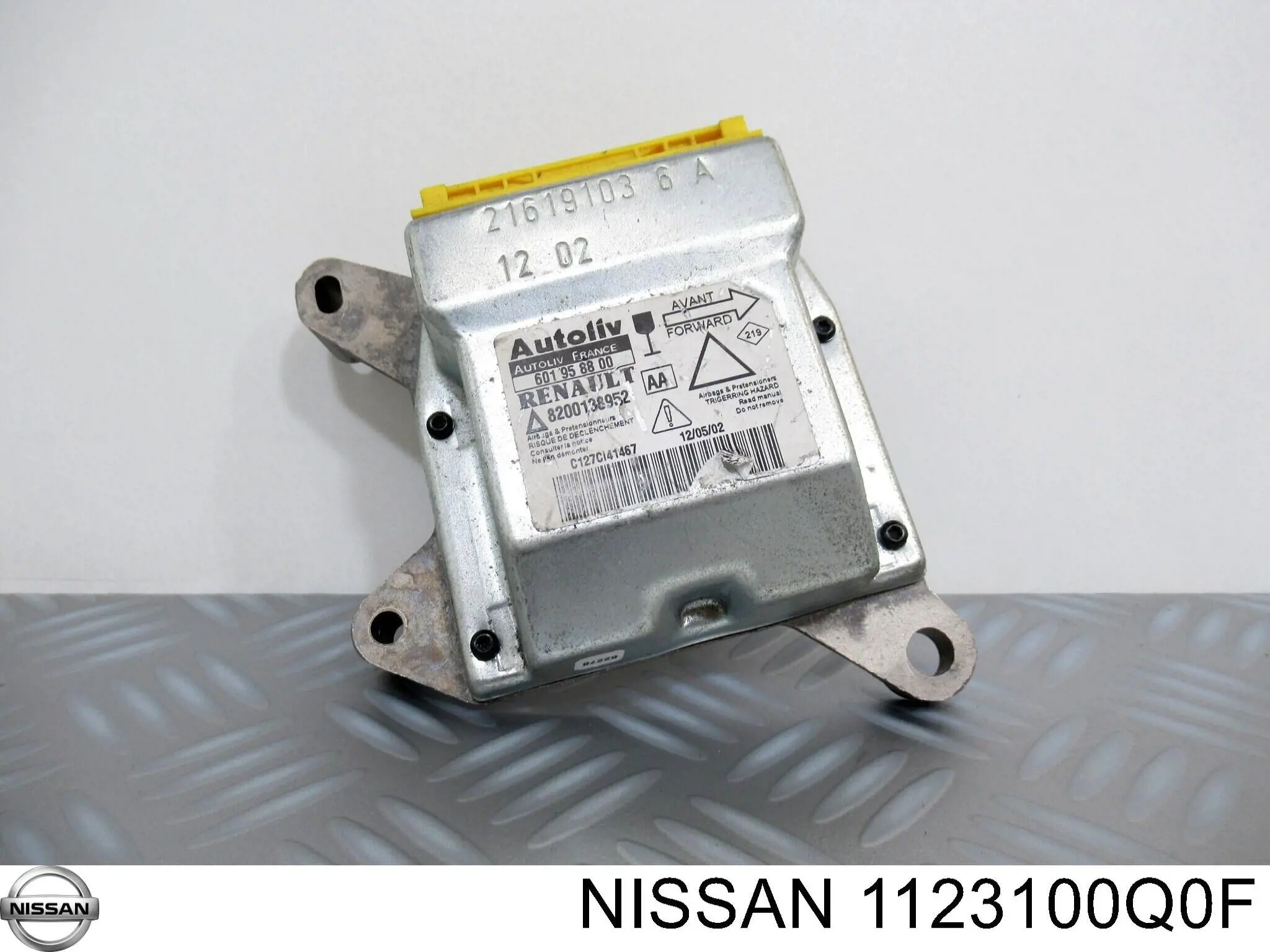 1123100Q0F Nissan/Infiniti 