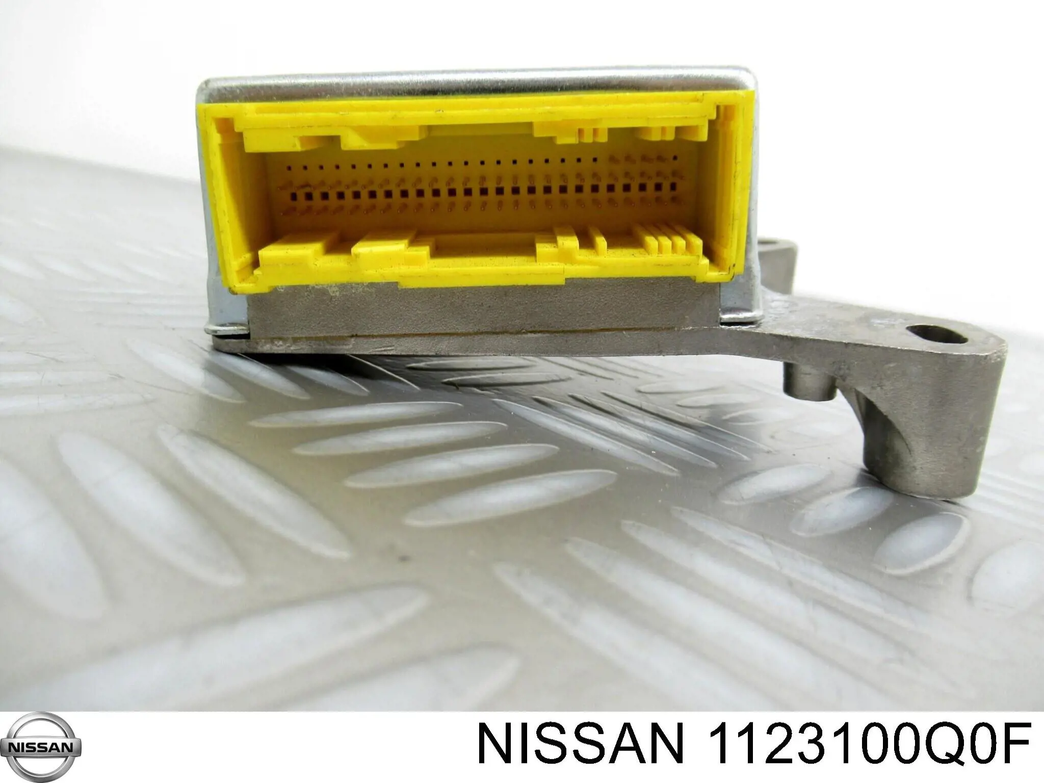 Купити 1123100Q0F Nissan/Infiniti 