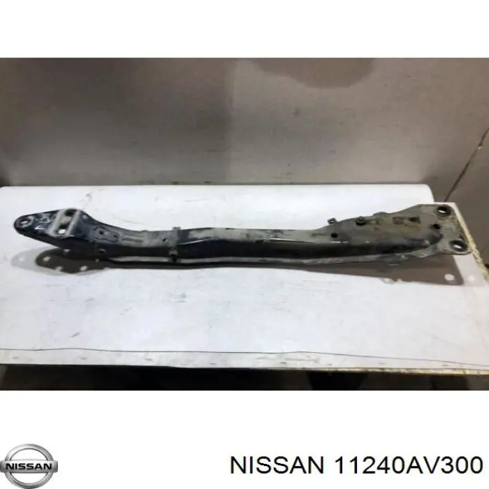 Балка кріплення двигуна Nissan/Infiniti 11240AV300 ціна, від 12.56 USD