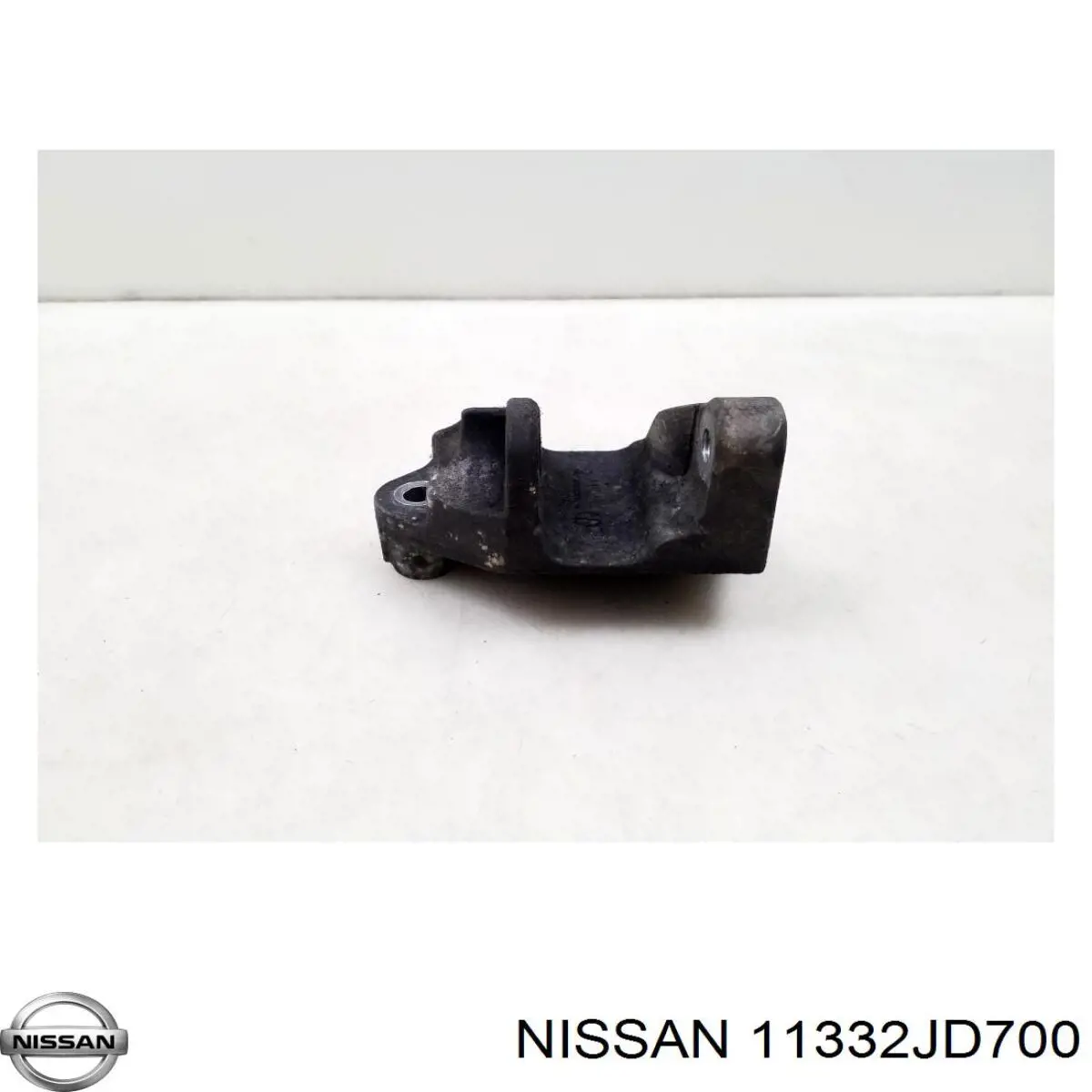 Кронштейн подушки (опори) двигуна, задньої 11332JD700 Nissan/Infiniti