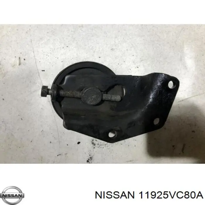 11925VC80A Nissan ролик натягувача приводного ременя