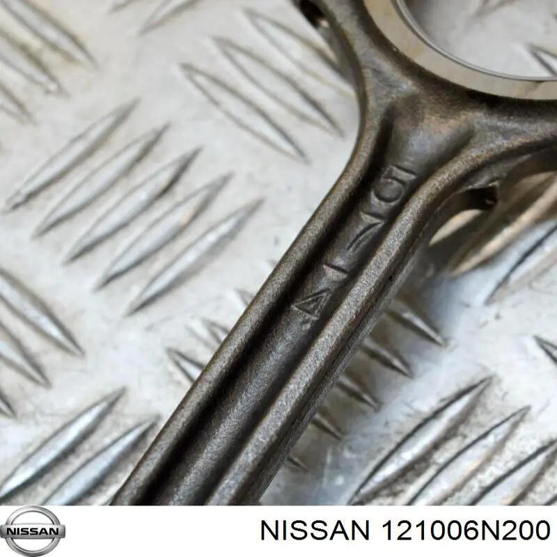 Шатун поршня двигуна 121006N200 Nissan/Infiniti