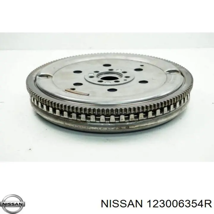  Маховик Nissan Tiida 