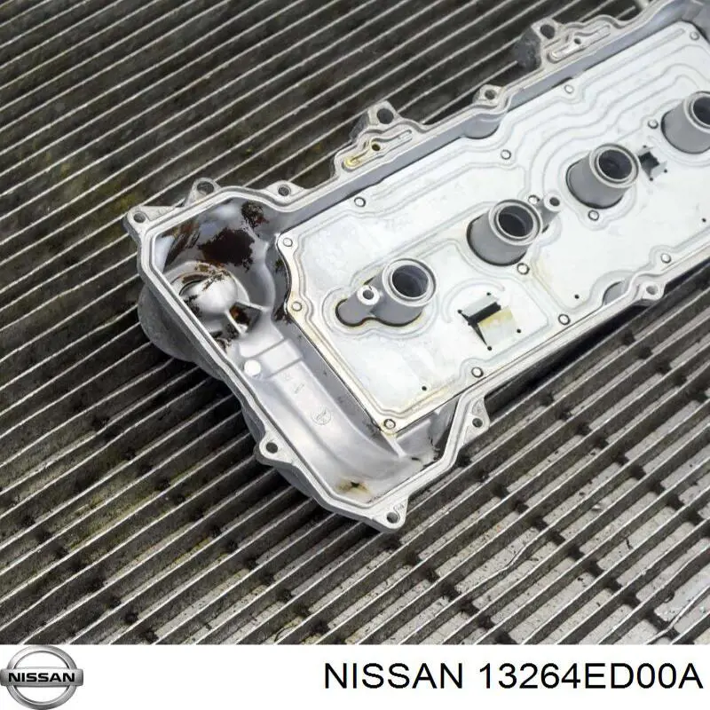 13264ED00A Nissan/Infiniti Кришка двигуна