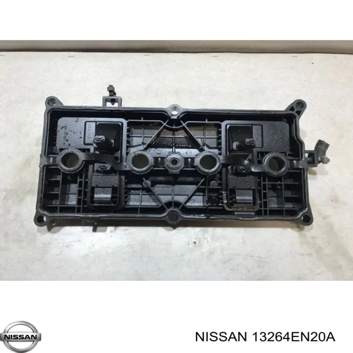 Кришка клапанна 13264EN20B Nissan