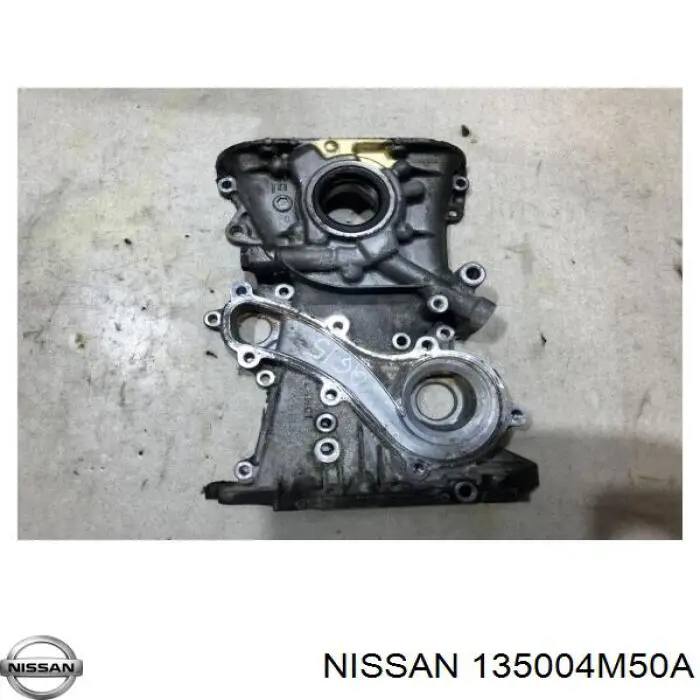 135004M50B Nissan кришка двигуна передня