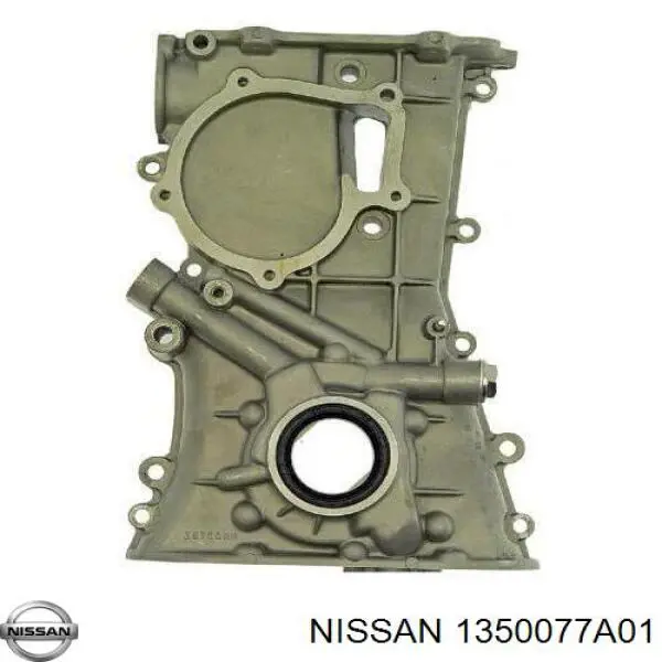 Кришка двигуна передня 1350077A01 Nissan