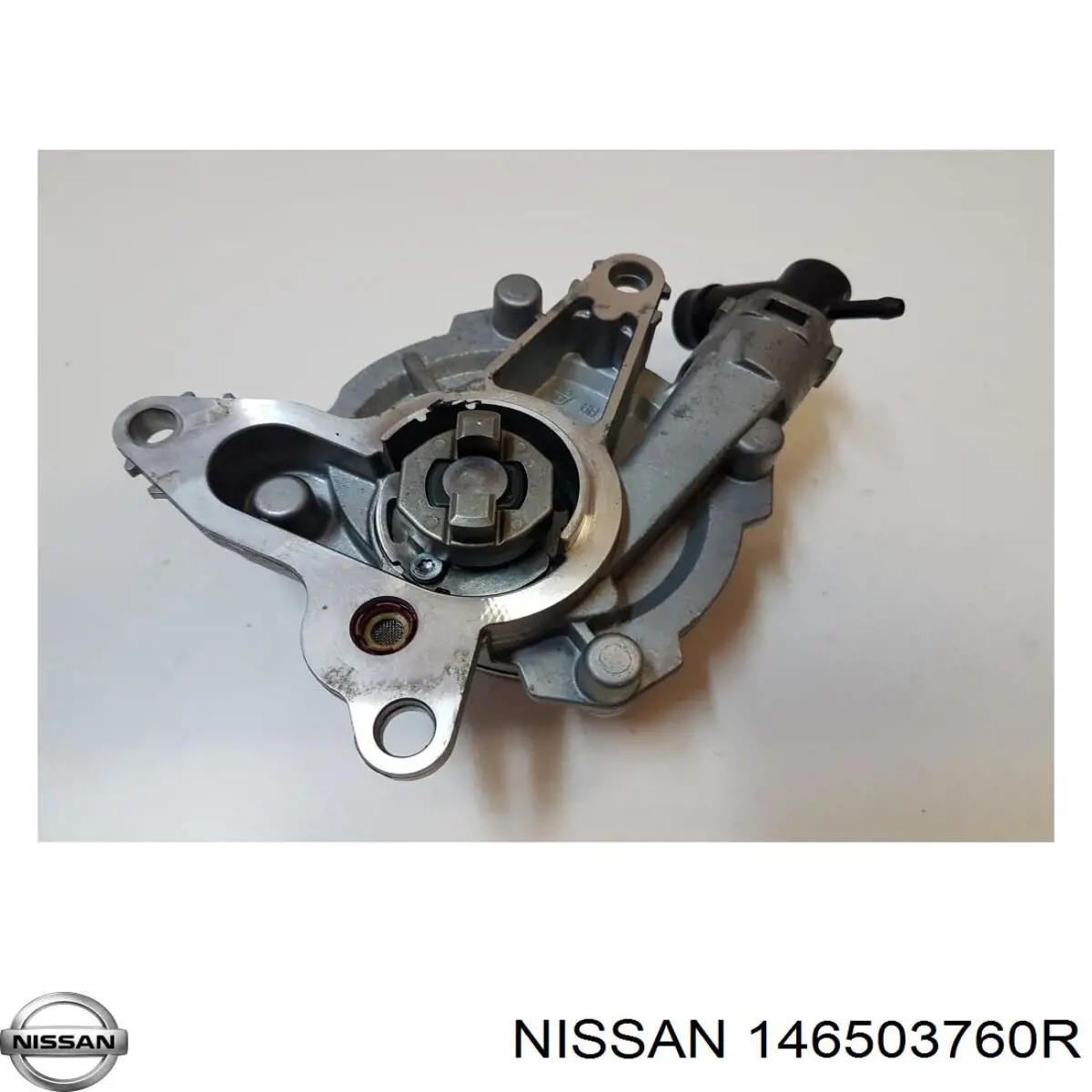 724807840 Renault (RVI) Насос вакуумний