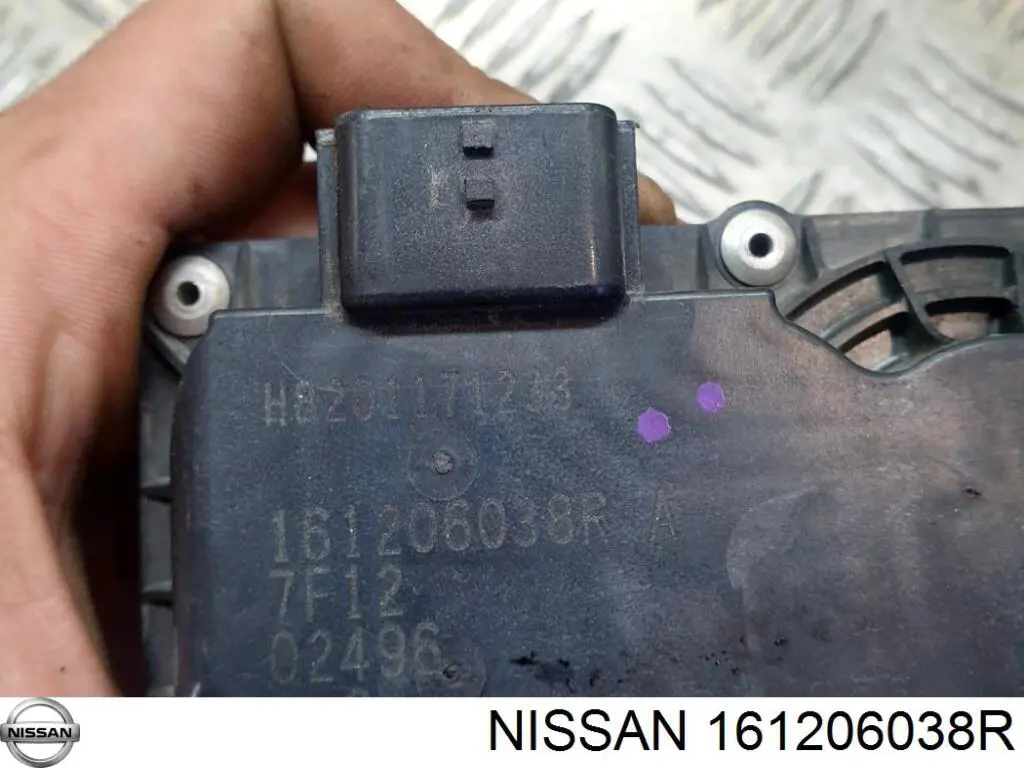 Блок дросельної заслінки Nissan/Infiniti 161206038R ціна, від 39.37 USD