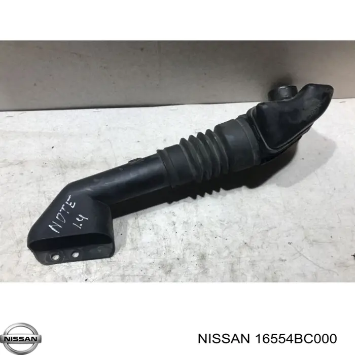 Повітрозабірник повітряного фільтра на Nissan Note  E11