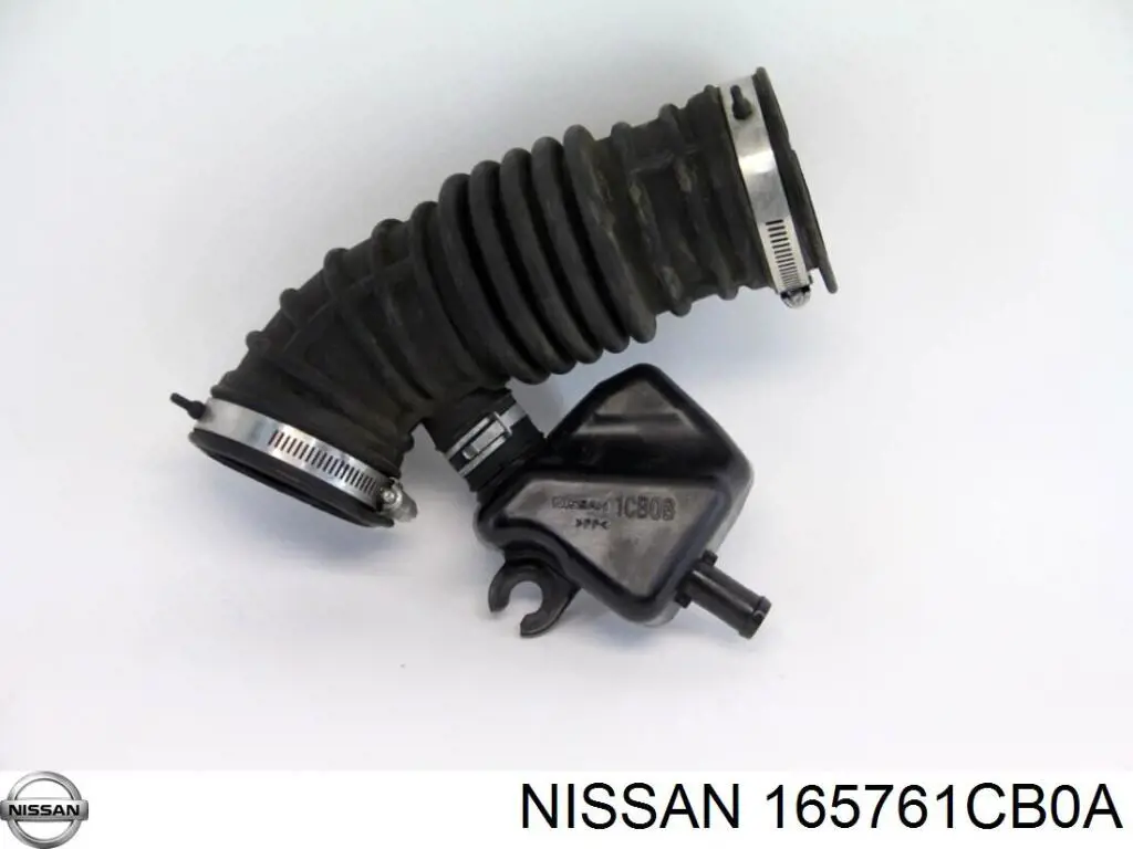 Купити 165761CB0A Nissan/Infiniti Патрубок повітряний, вихід повітряного фільтра