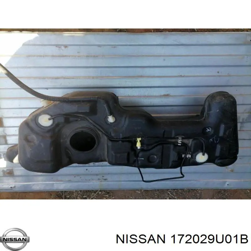 172029U01B Nissan бак паливний
