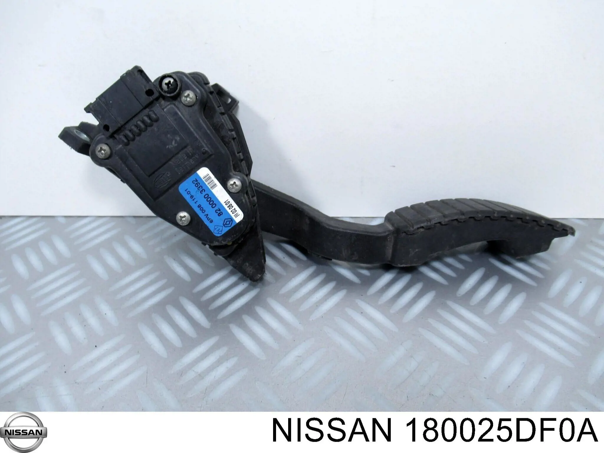 Підаль газу Nissan/Infiniti 180025DF0A ціна, від 31.09 USD
