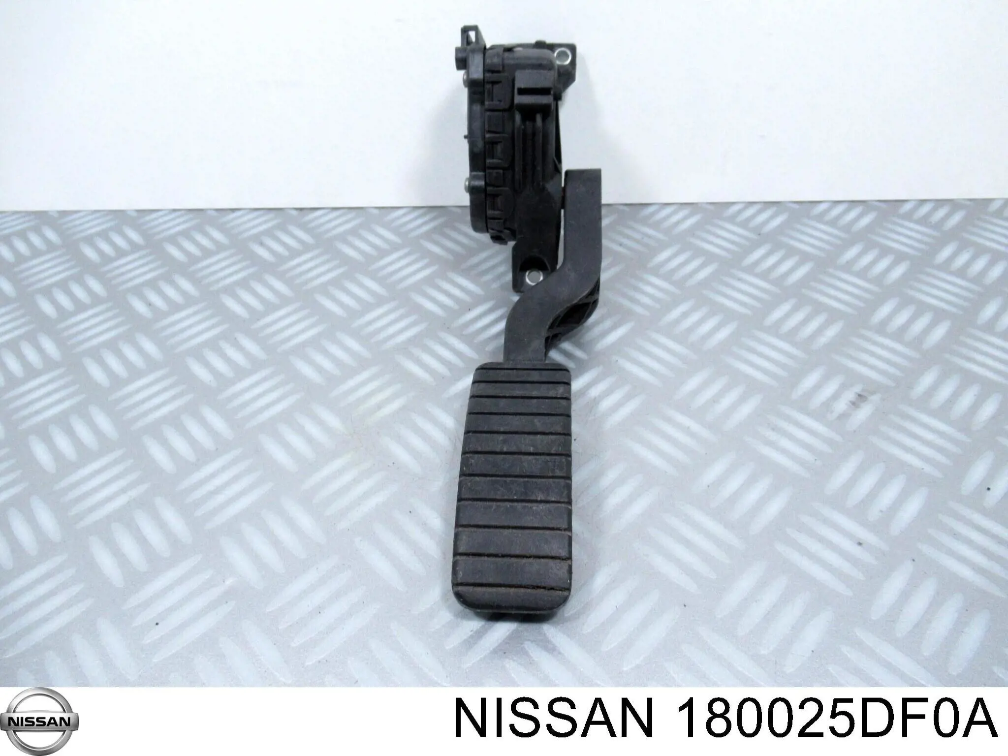 Купити 180025DF0A Nissan/Infiniti Педаль газу