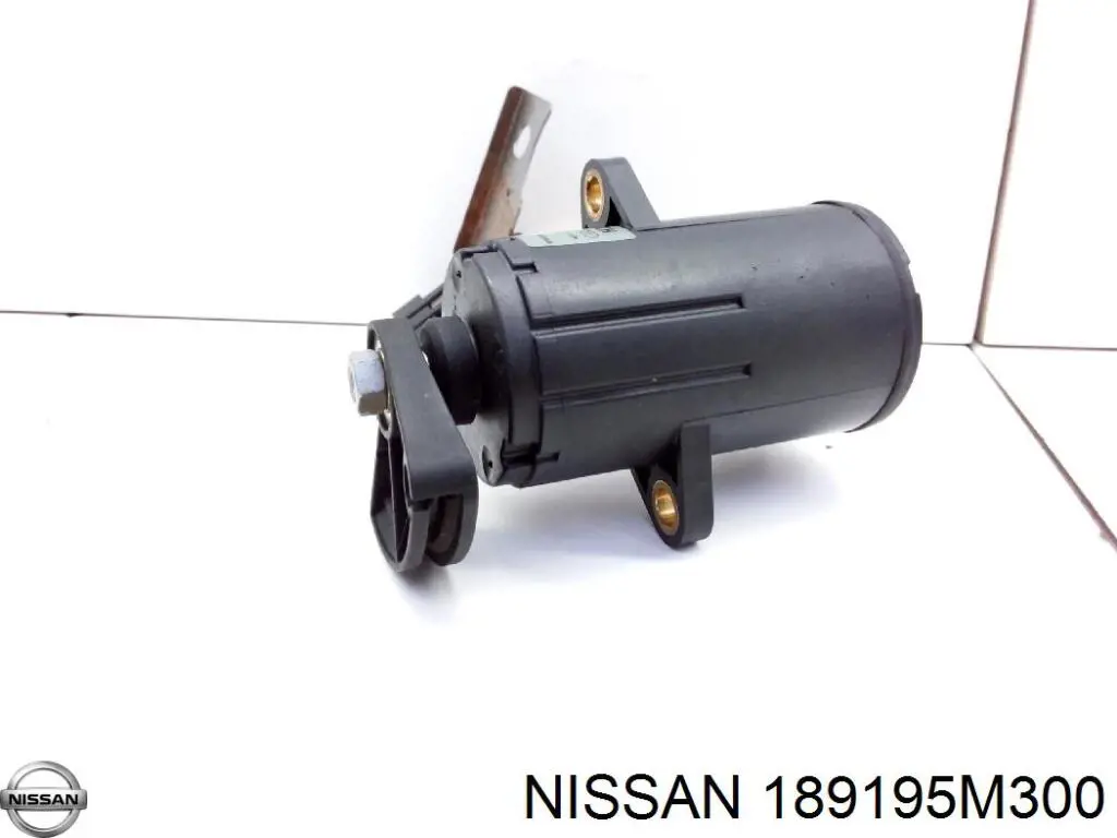  Nissan/Infiniti 189195M300 ціна, від 22.10 USD