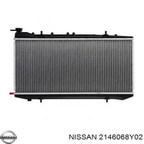 2146068Y02 Nissan радіатор охолодження двигуна