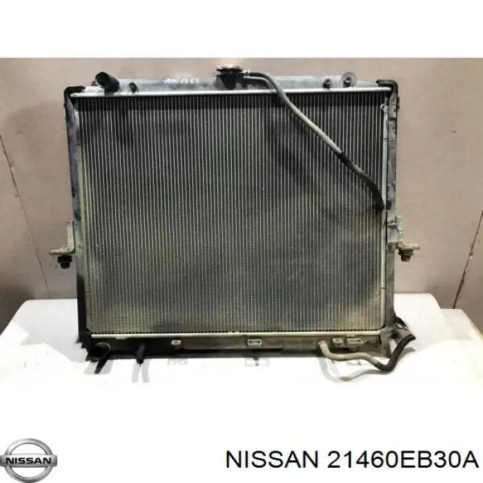 21460EB30A Nissan радіатор охолодження двигуна
