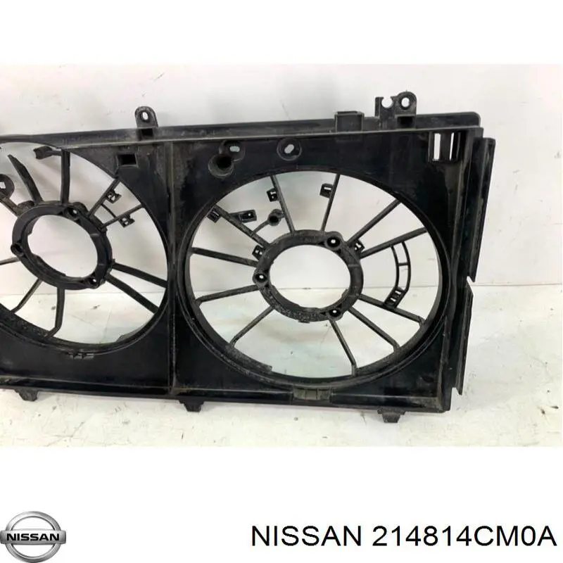 Купити 214814CM0A Nissan/Infiniti Дифузор радіатора охолодження, в зборі з двигуном і крильчаткою