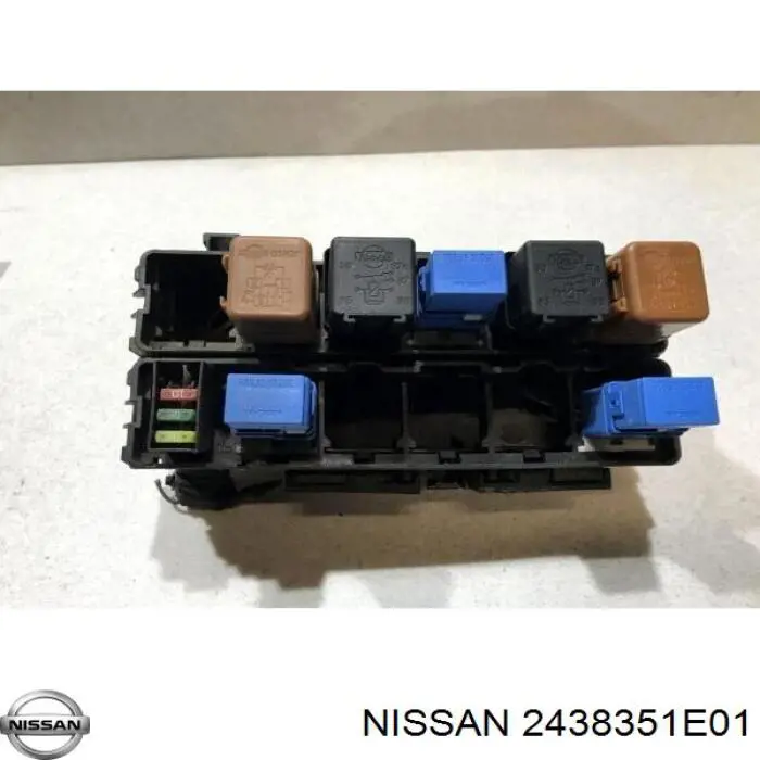 Коробка запобіжників Nissan/Infiniti 2438351E01 ціна, від 8.62 USD