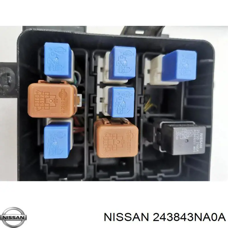Купити 243843NA0A Nissan/Infiniti Корпус запобіжників