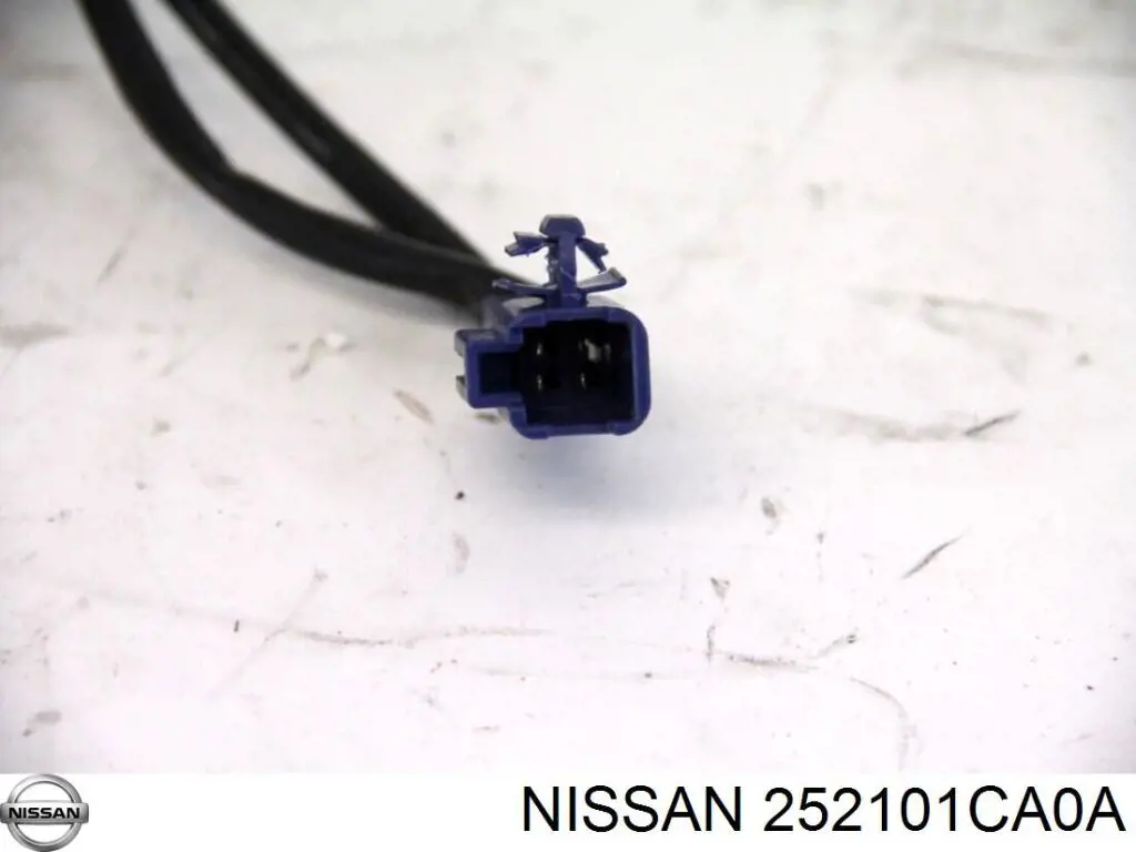 Кнопка приводу замка 3/5 дверей (ляди) / кришки багажника Nissan/Infiniti 252101CA0A ціна, від 39.64 USD