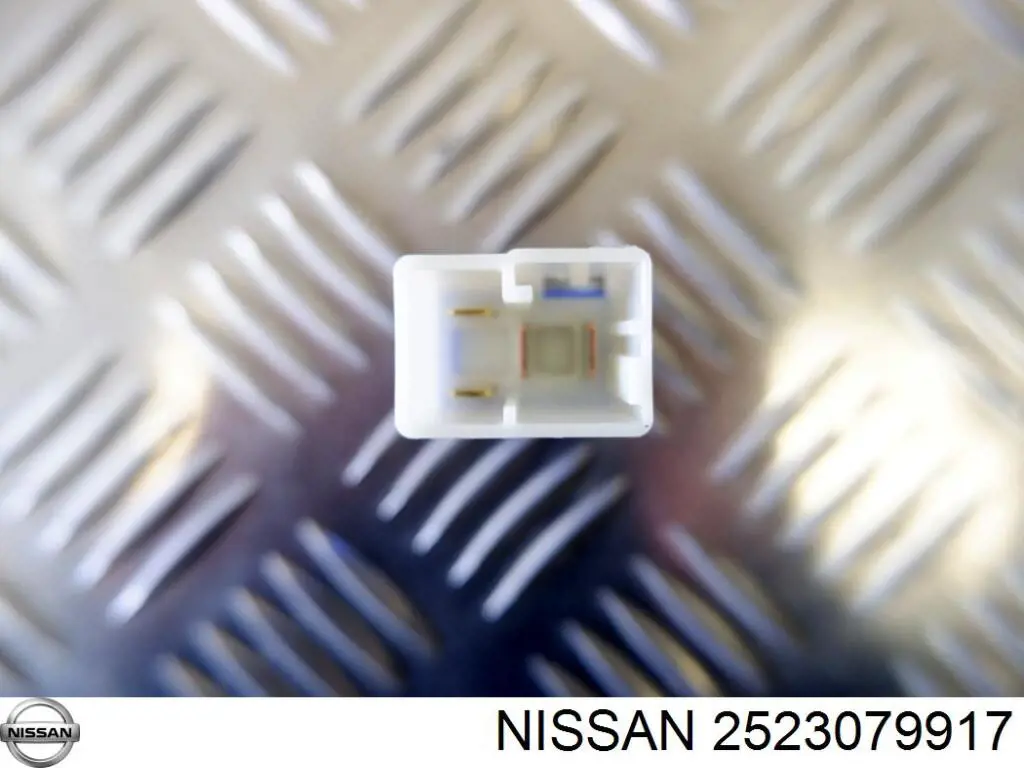 Купити MB084670 Mitsubishi Реле протитуманної фари