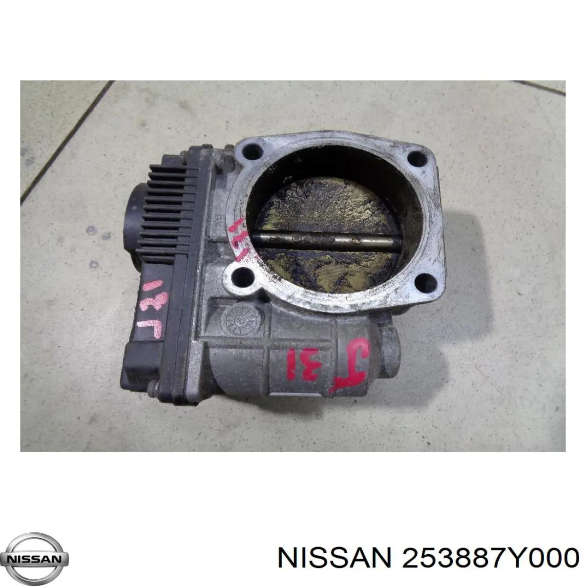  253887Y000 Nissan