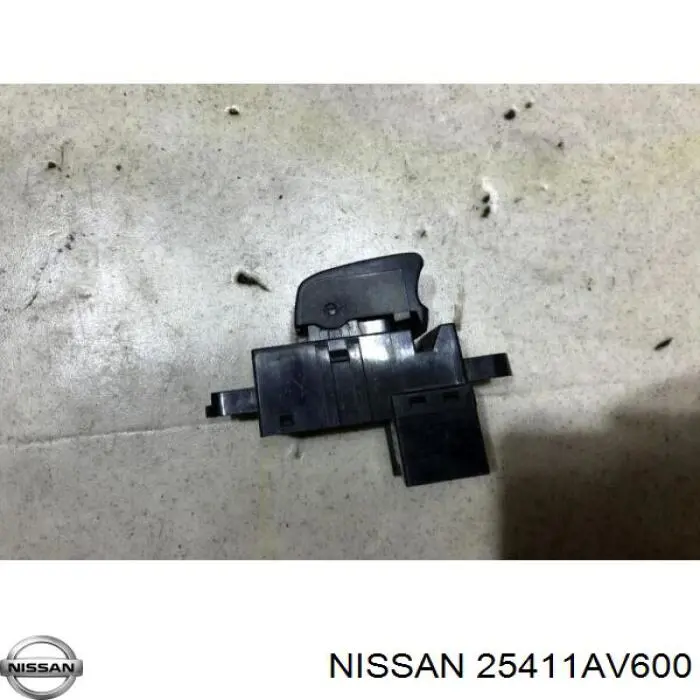 Купити 25411AV600 Nissan/Infiniti Кнопка вмикання двигуна склопідіймача задня