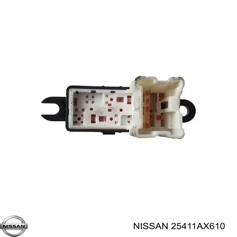 Кнопковий блок керування склопідіймачами задній правий Nissan/Infiniti 25411AX610 ціна, від 6.97 USD