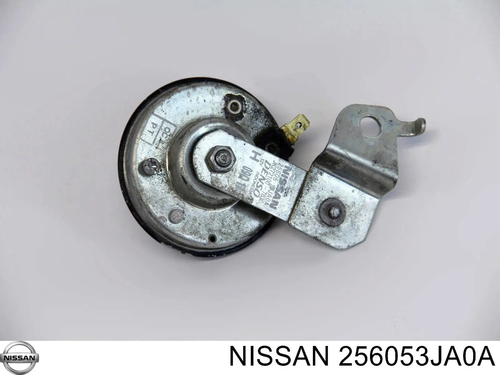 256053JA0A Nissan/Infiniti Сигнали звукові