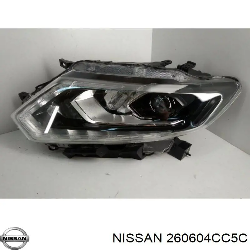 Фара ліва 20G606062B TYC